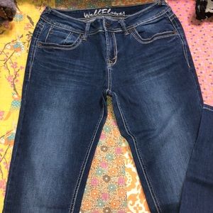 DARK WASH JEANS SIZE M😇